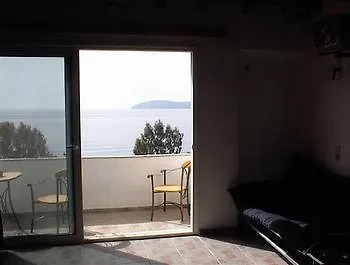 Azalea View Hotel